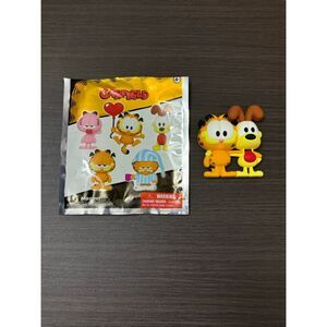 Garfield Character Blind Bag Magnet CHASE - Garfield & Odie